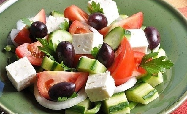 Греческий салат, рецепт с фото